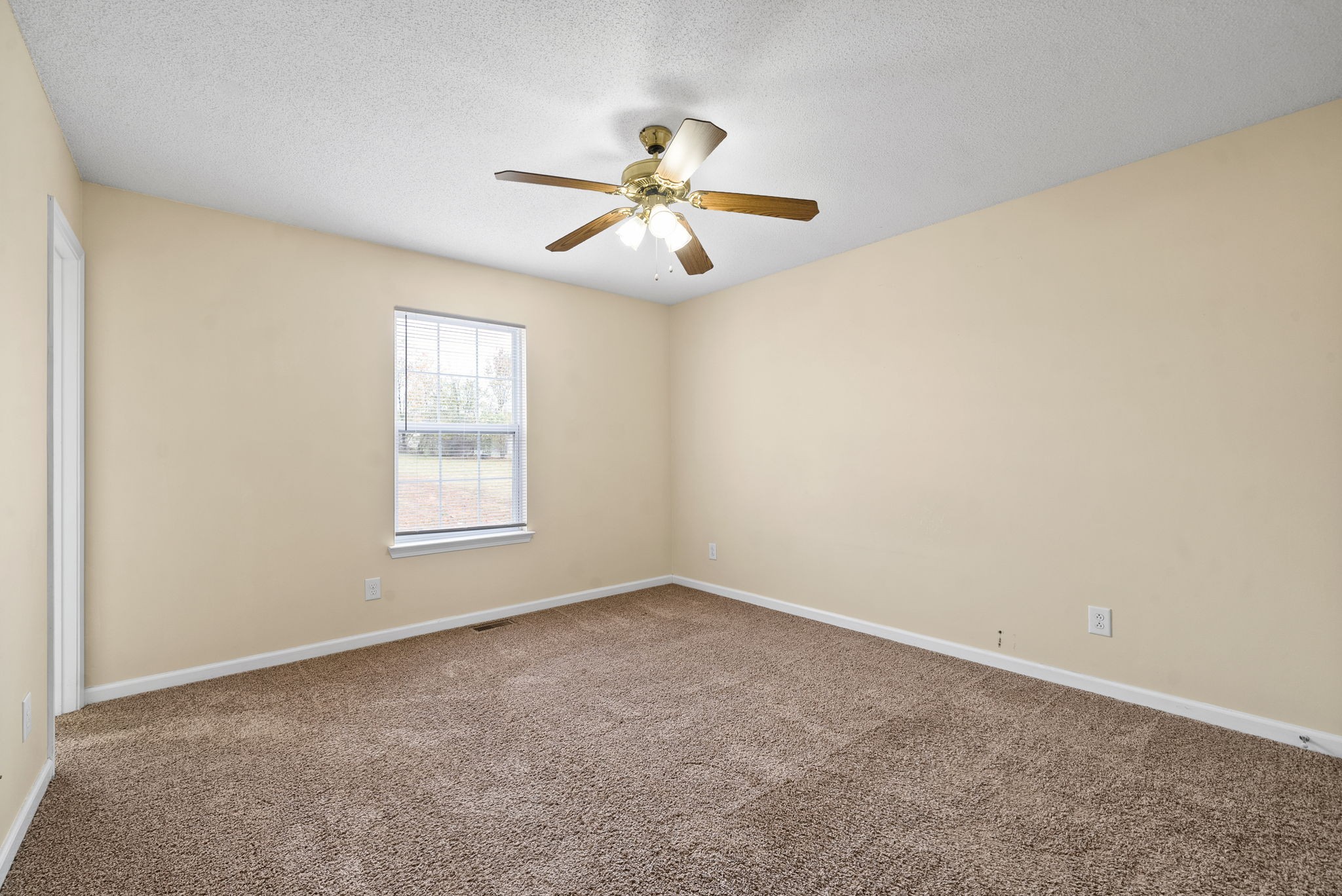 312 Lansinger Ln Property Photo 14