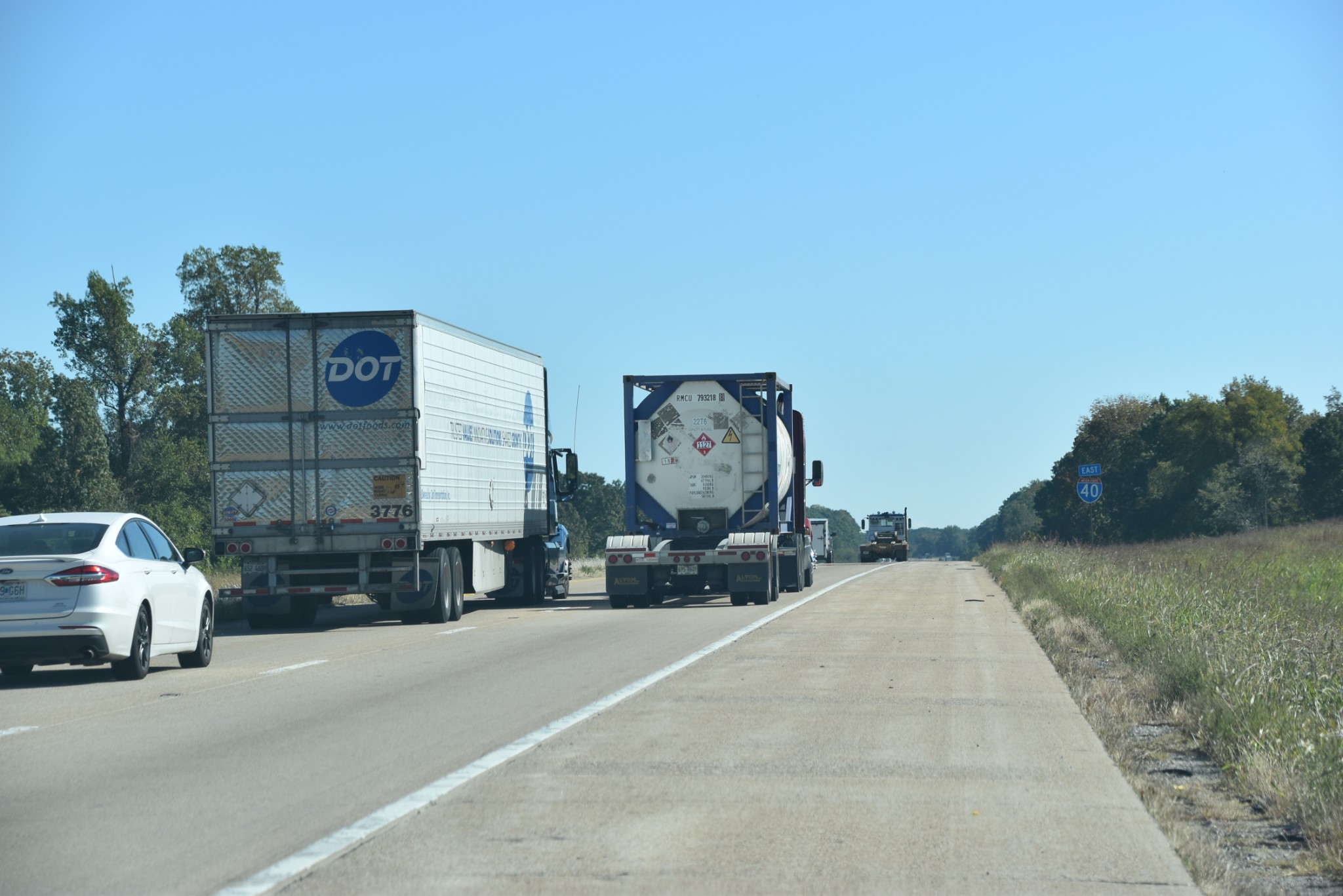 0 Interstate 40 Property Photo 4