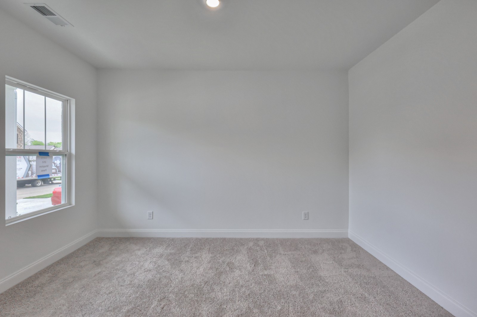 3608 Elene Way Property Photo 9