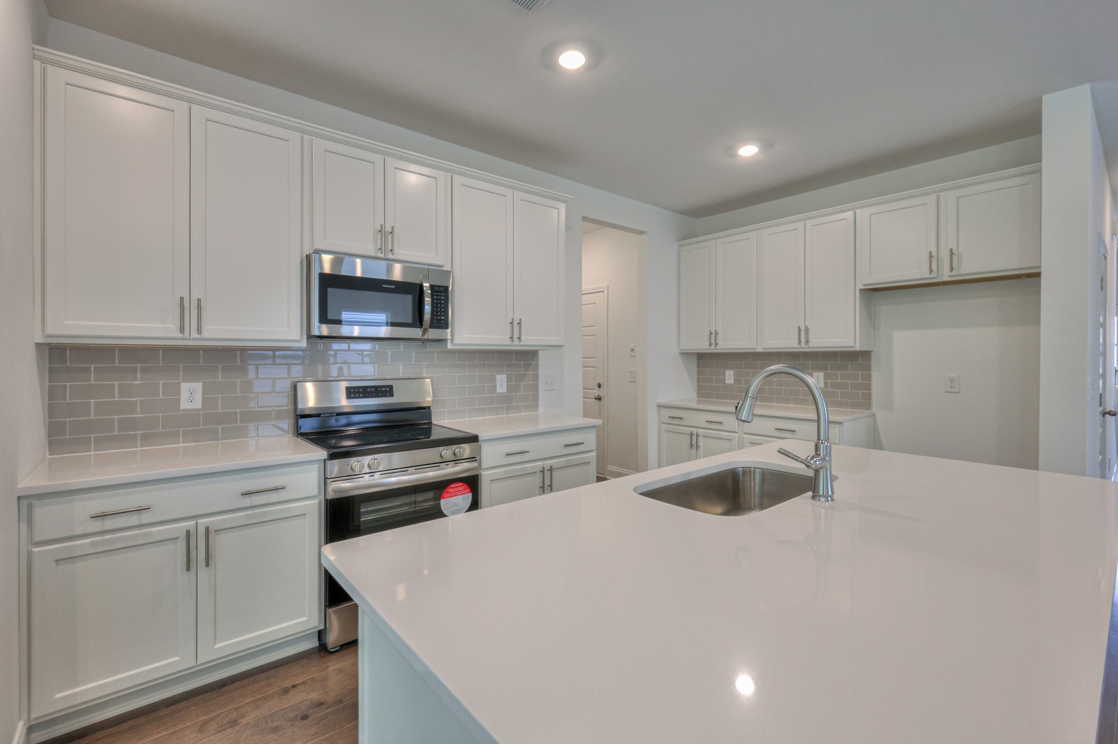 3608 Elene Way Property Photo 18