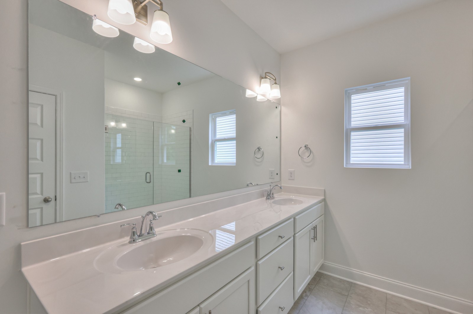 3608 Elene Way Property Photo 29