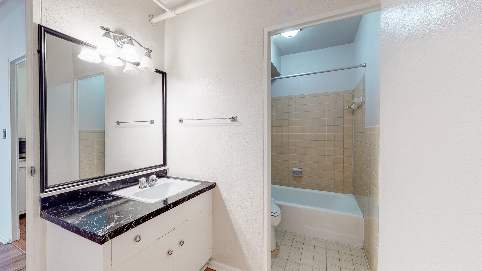 510 Gay St Property Photo 19