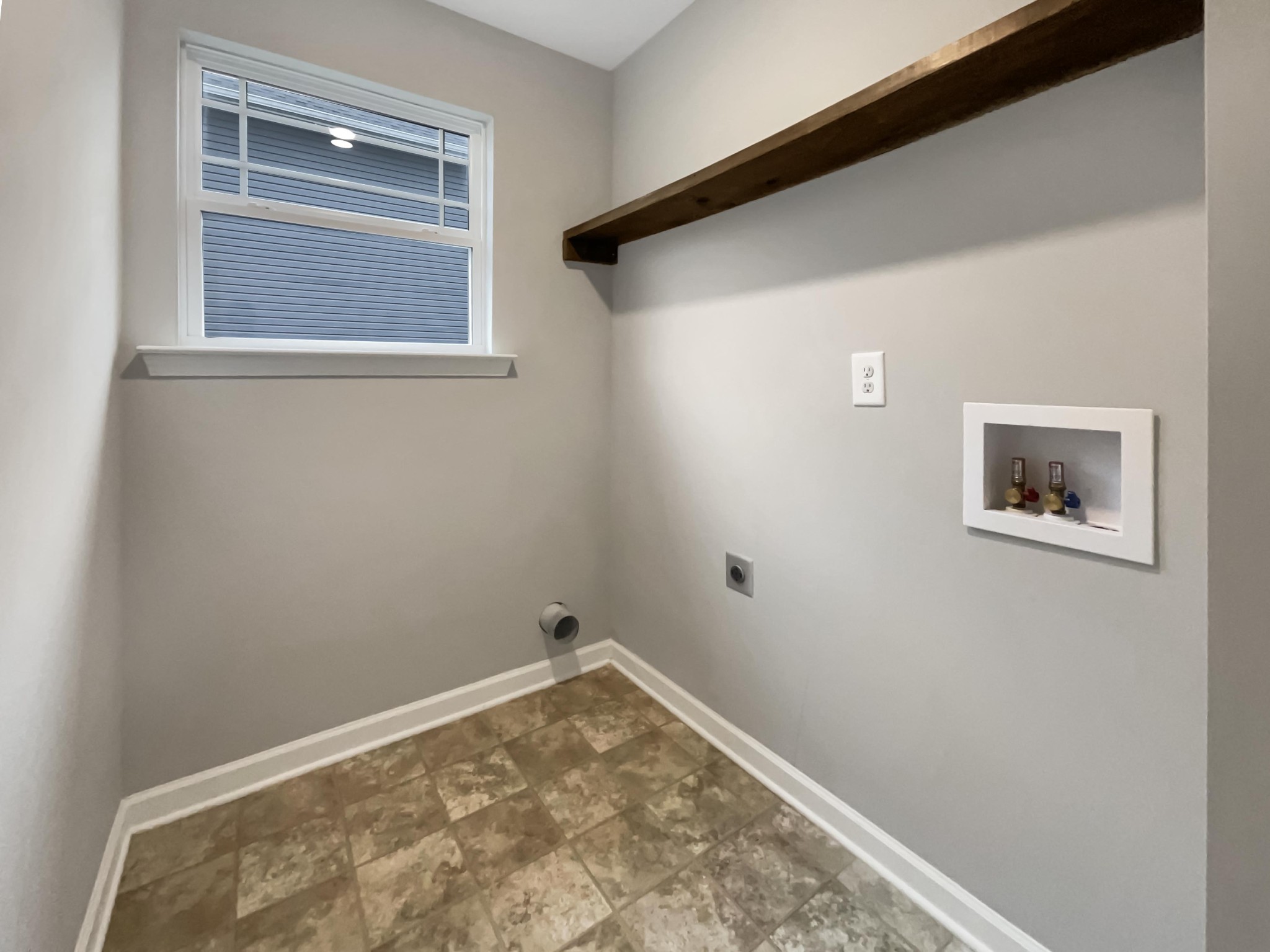 256 Karis Dr Property Photo 16