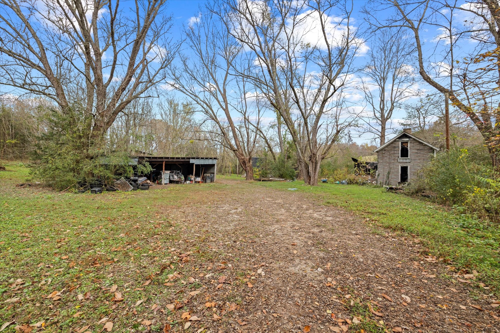261 Farley Rd Property Photo 11