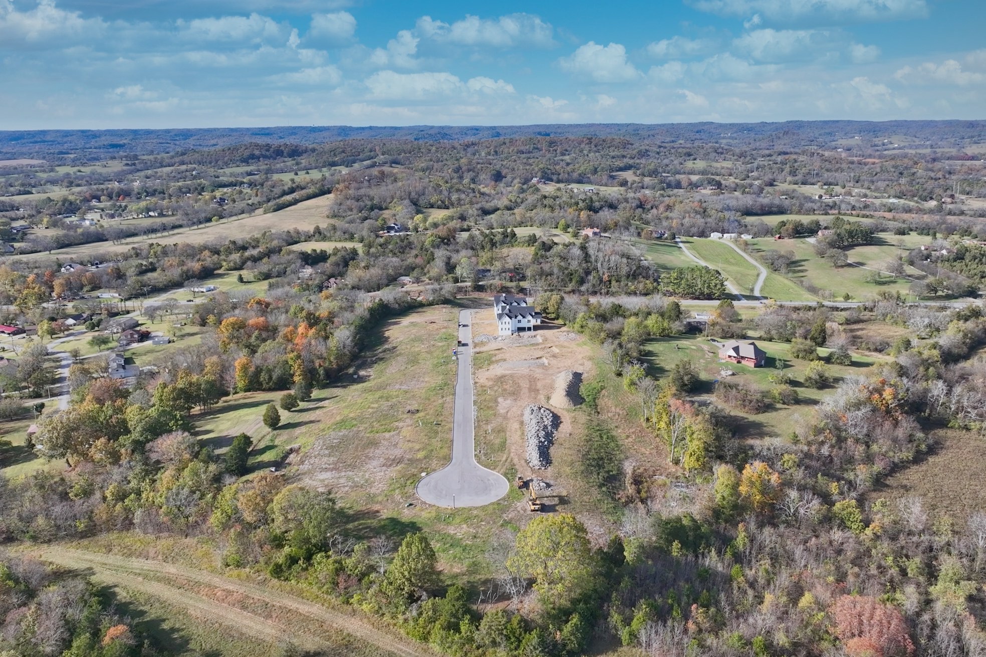 1020 Tiane Trl Property Photo 5