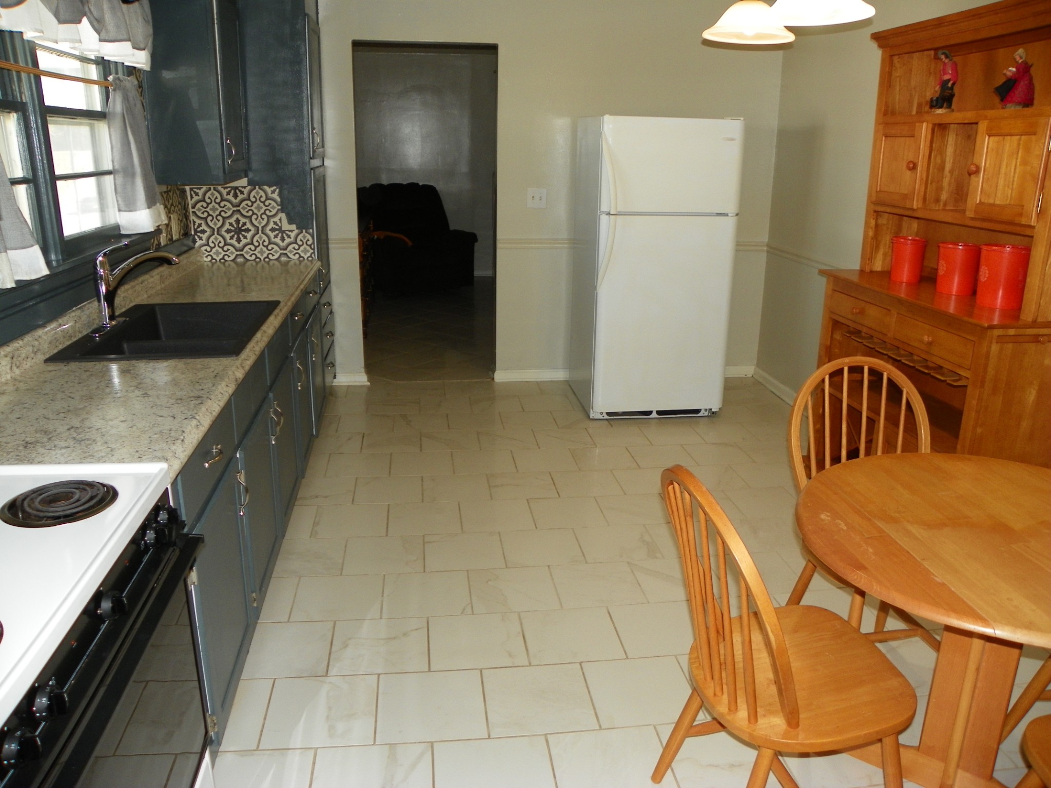 23 Mitchell St Property Photo 2