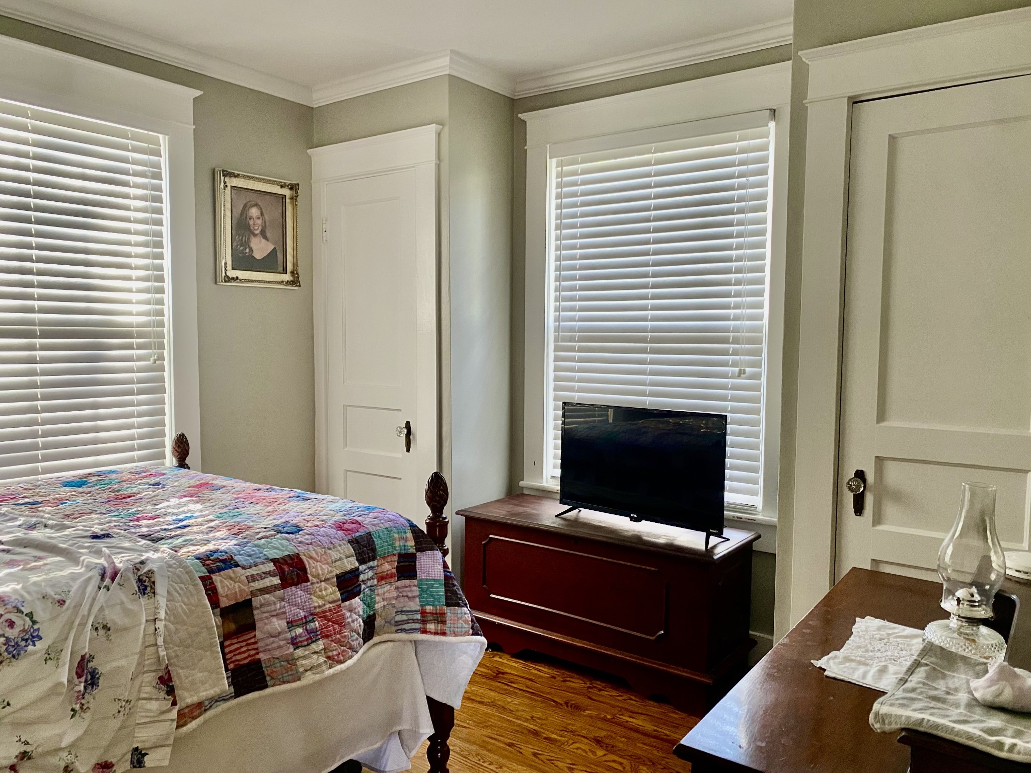 107 Lind St Property Photo 18