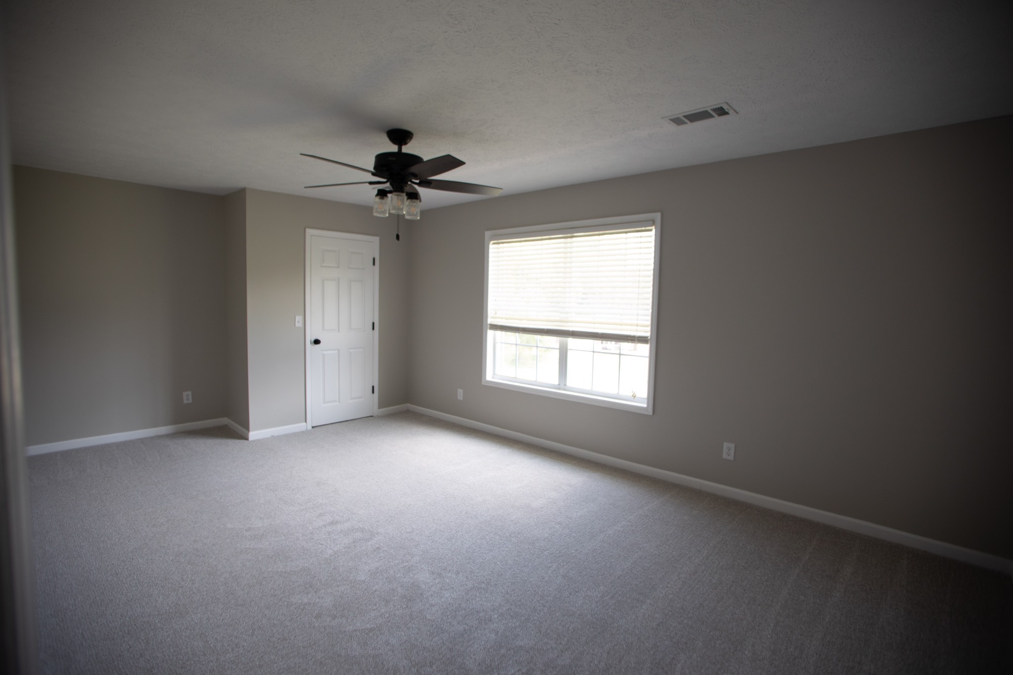 1805 Pointe Ct Property Photo 14