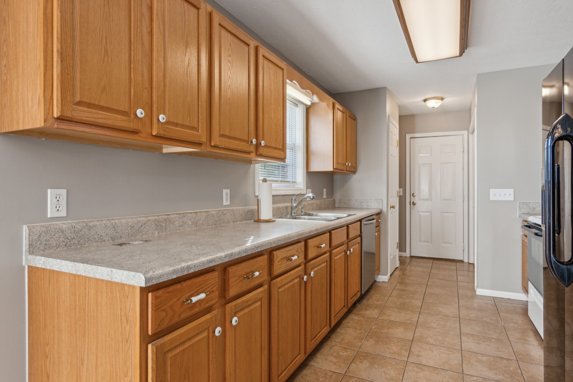 1115 Caitlin Ct Property Photo 10