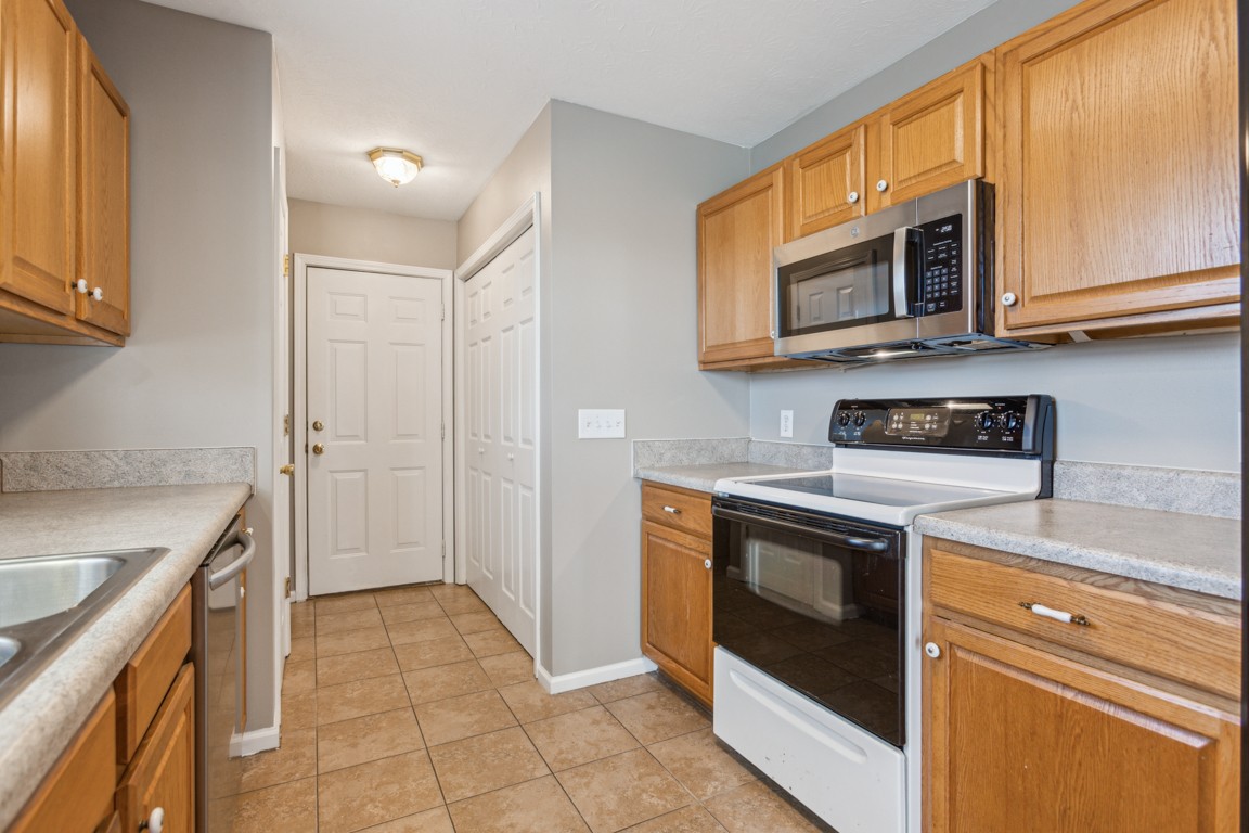 1115 Caitlin Ct Property Photo 12