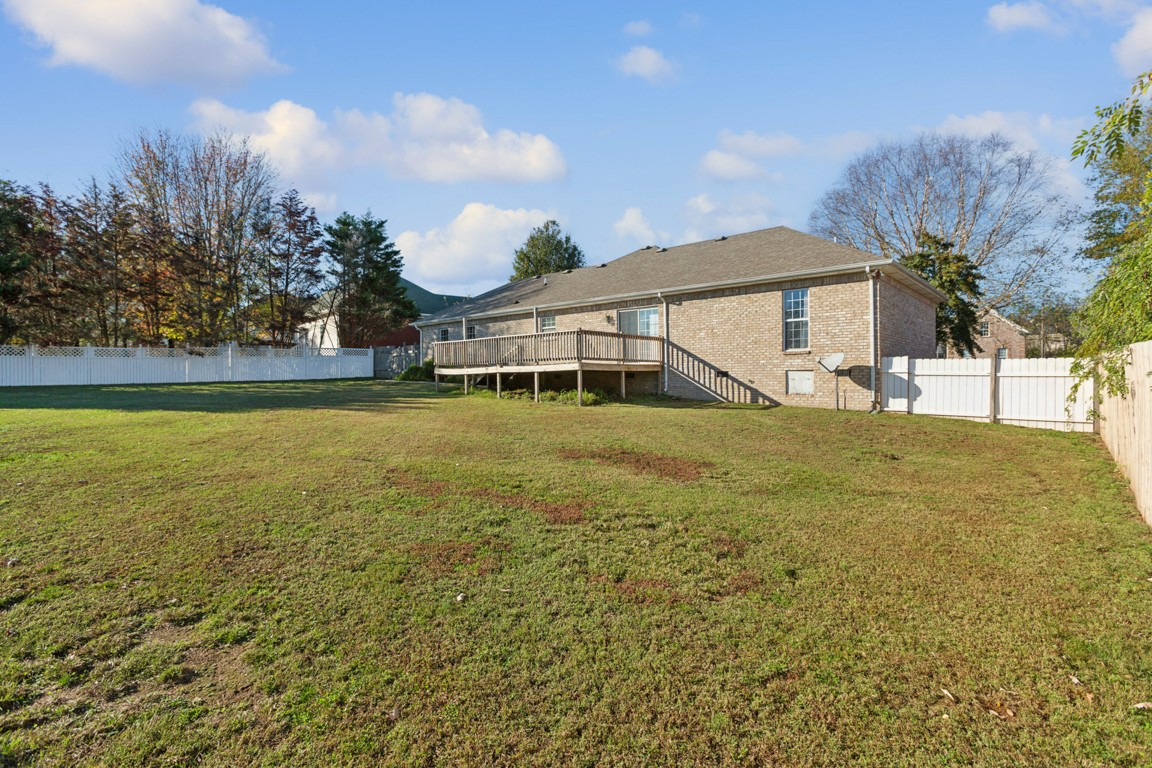 1115 Caitlin Ct Property Photo 24