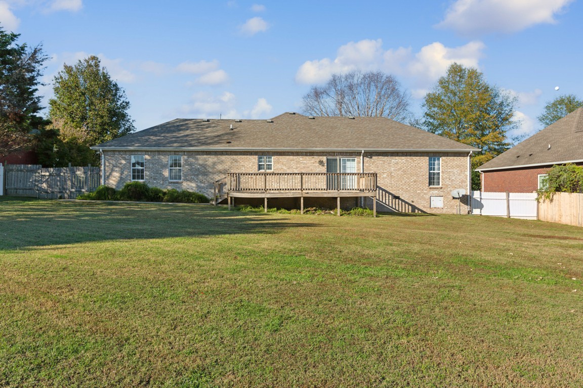 1115 Caitlin Ct Property Photo 25