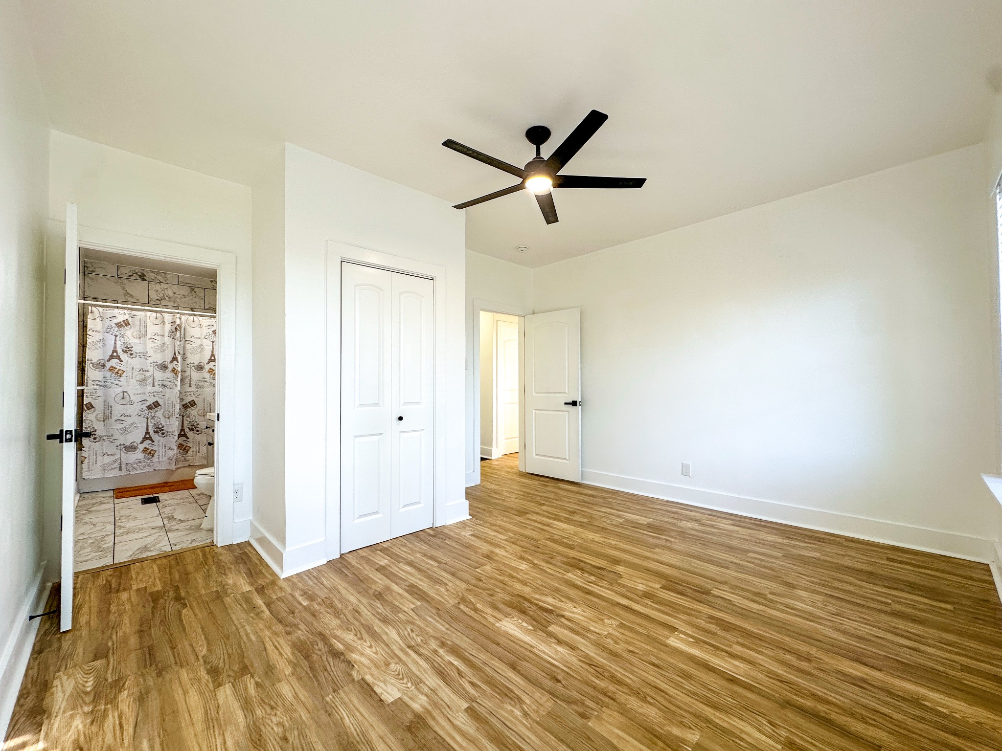954 Mansfield Ave Property Photo 14