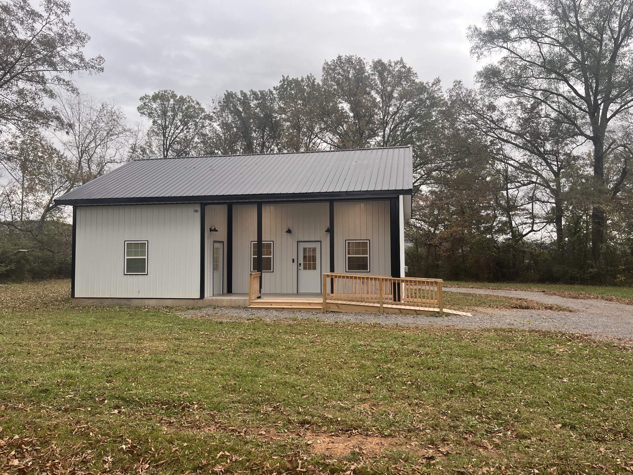 4049 Manchester Hwy Property Photo