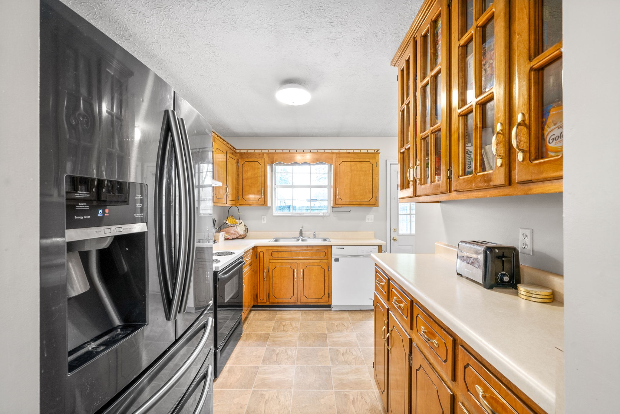 1157 Schatten St Property Photo 13