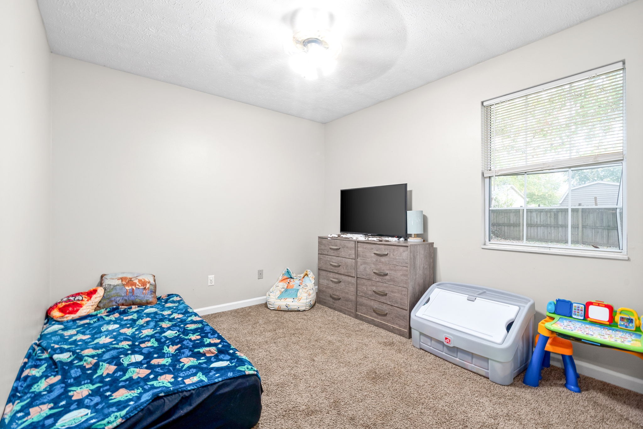 1157 Schatten St Property Photo 18