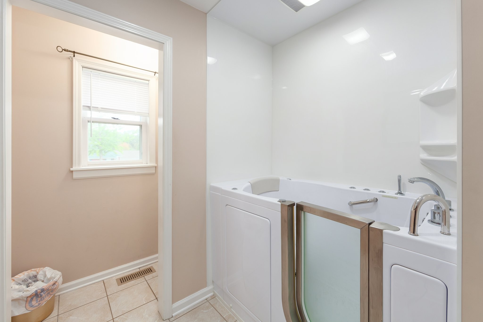 812 Pipkin Rd Property Photo 32