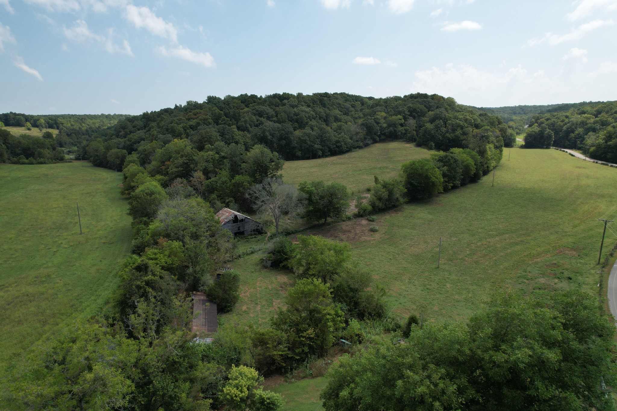 4 N Lick Creek Rd Property Photo 2