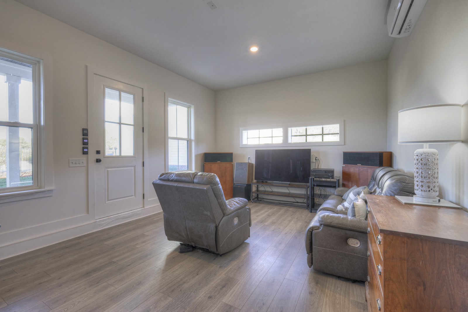 6929 Cross Keys Rd Property Photo 48
