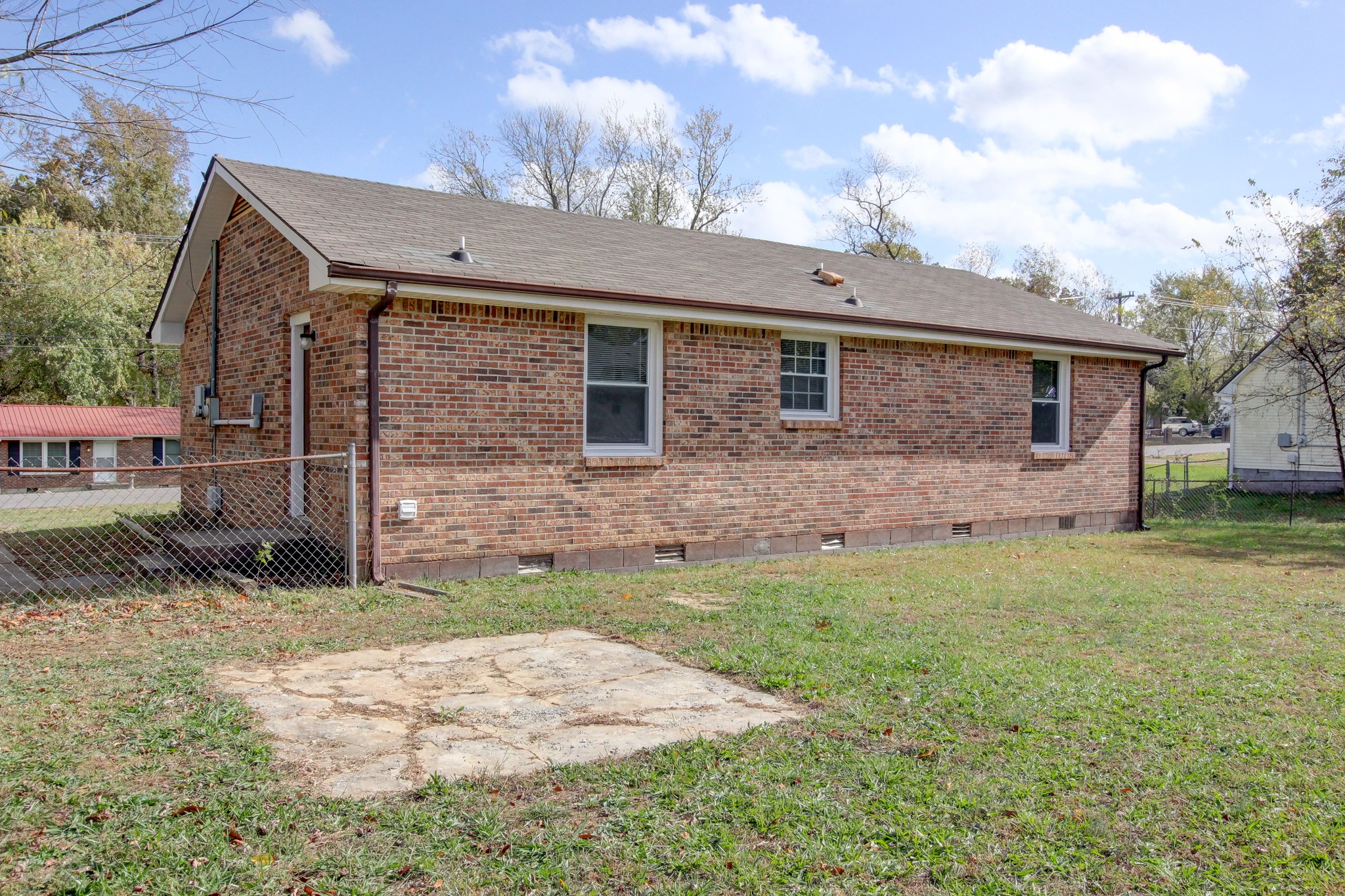 402 Lillie Belle Ln Property Photo 18