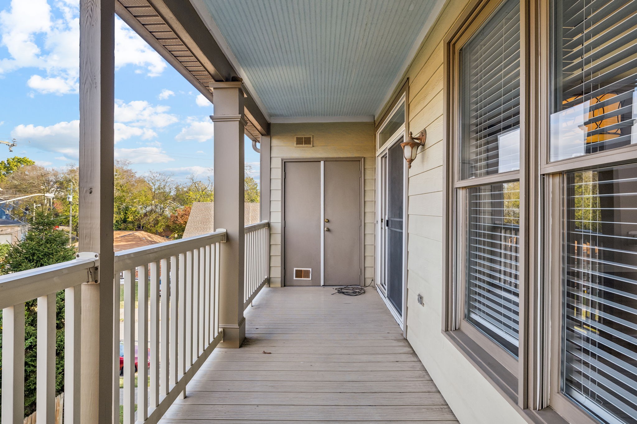 3200 Long Blvd Property Photo 3