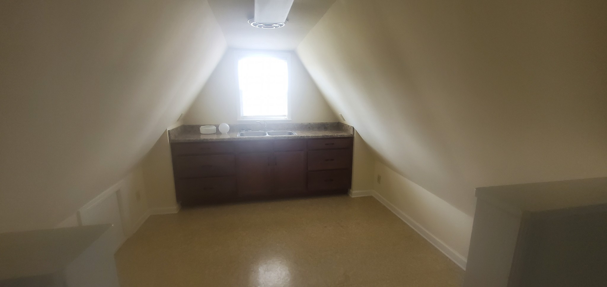 1313 Fort Campbell Blvd Property Photo 16