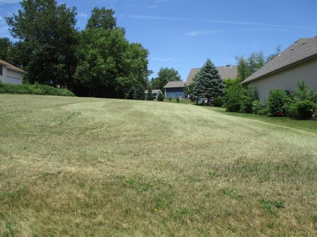 1012 Lake Summerset Property Photo 1