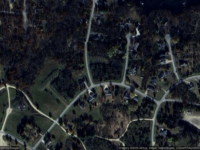 12a241 Eisenhower Drive Property Photo 1