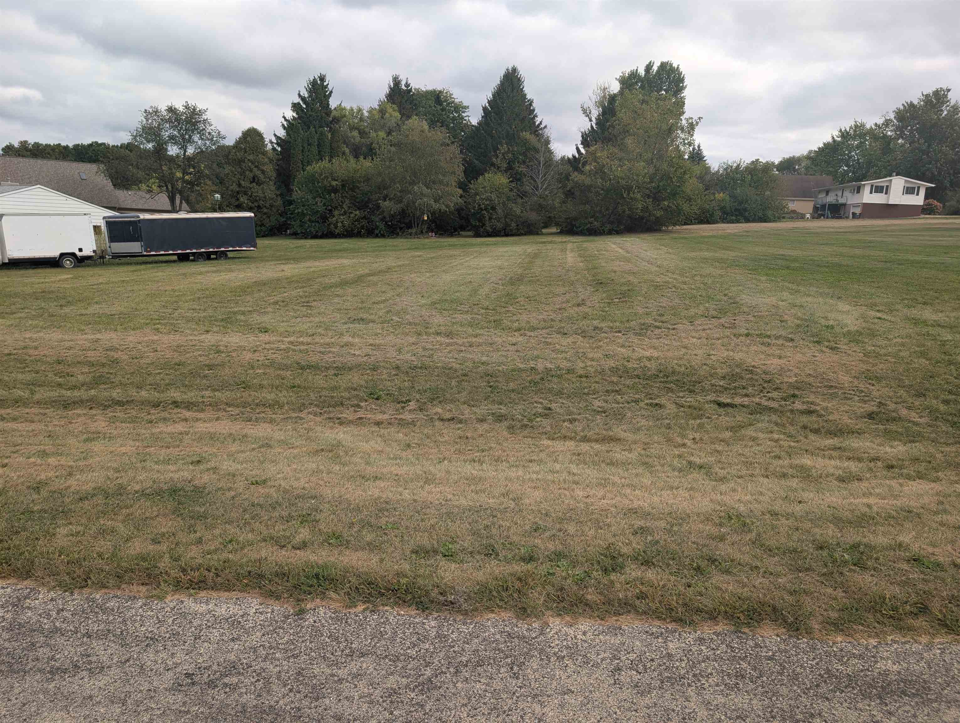 1585 Edgewood Drive Property Photo 1