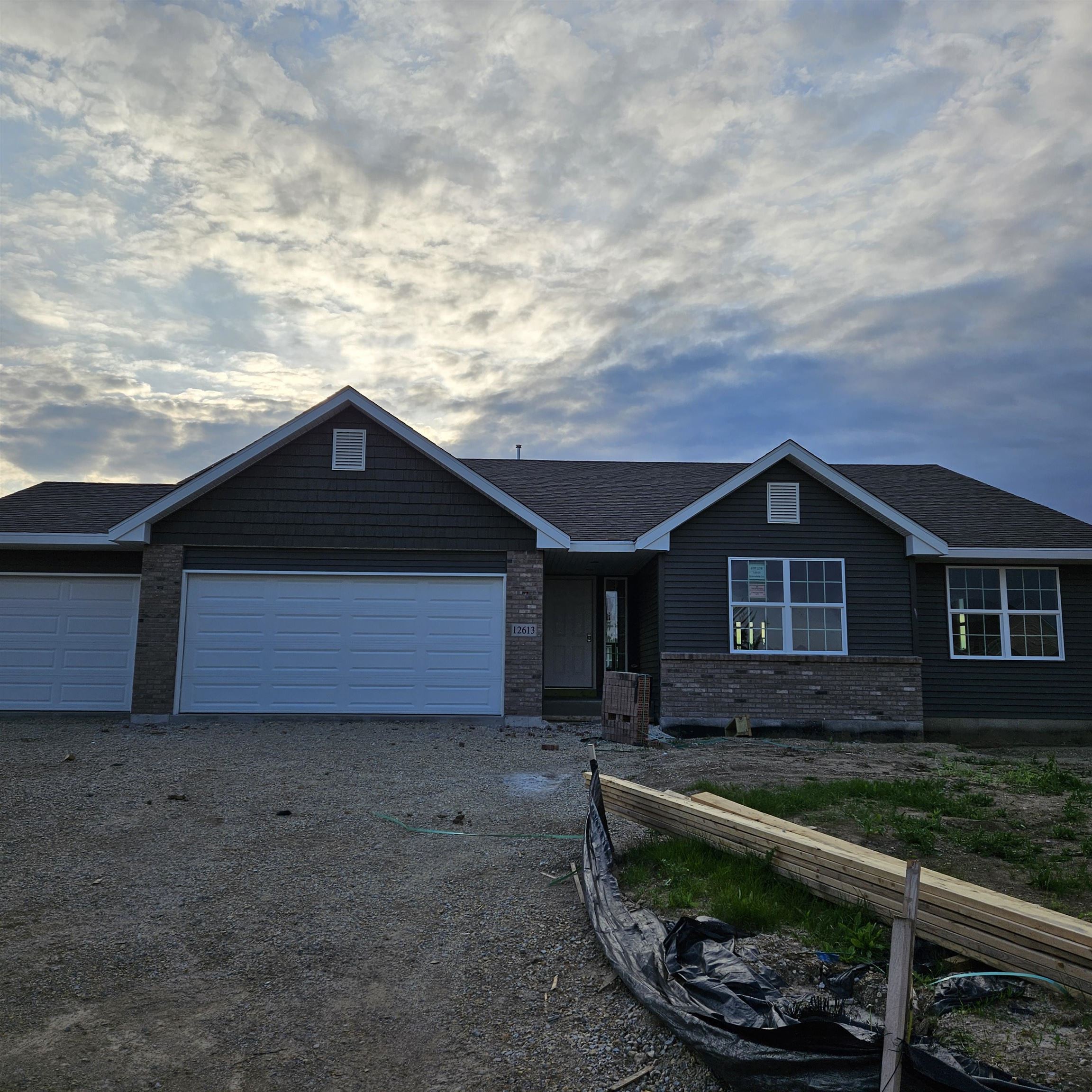 12613 Scarsdale Lane Property Photo 1