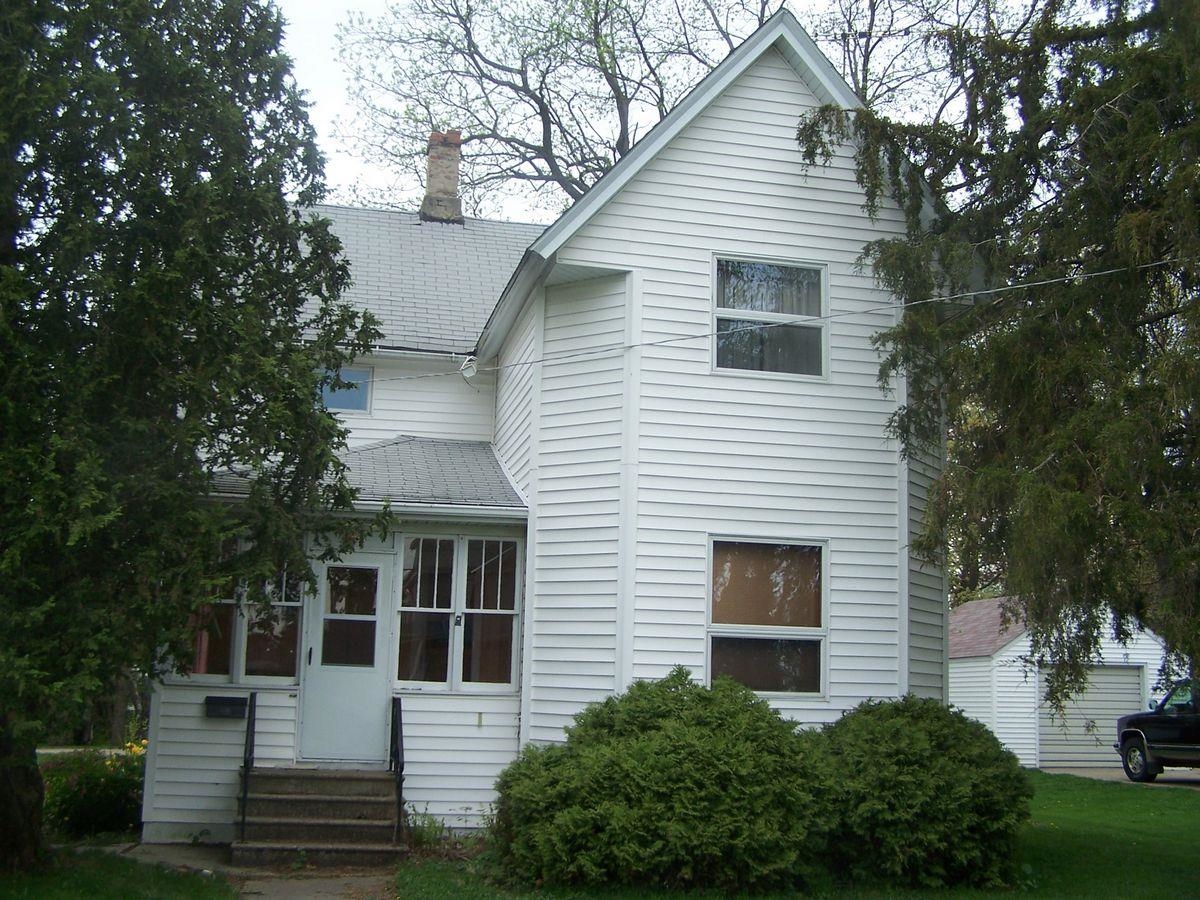 705 W Main Property Photo 1