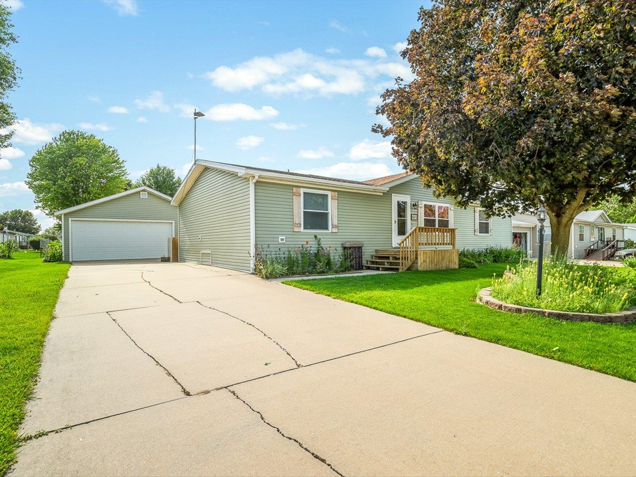8652 Springwood Court Property Photo 1