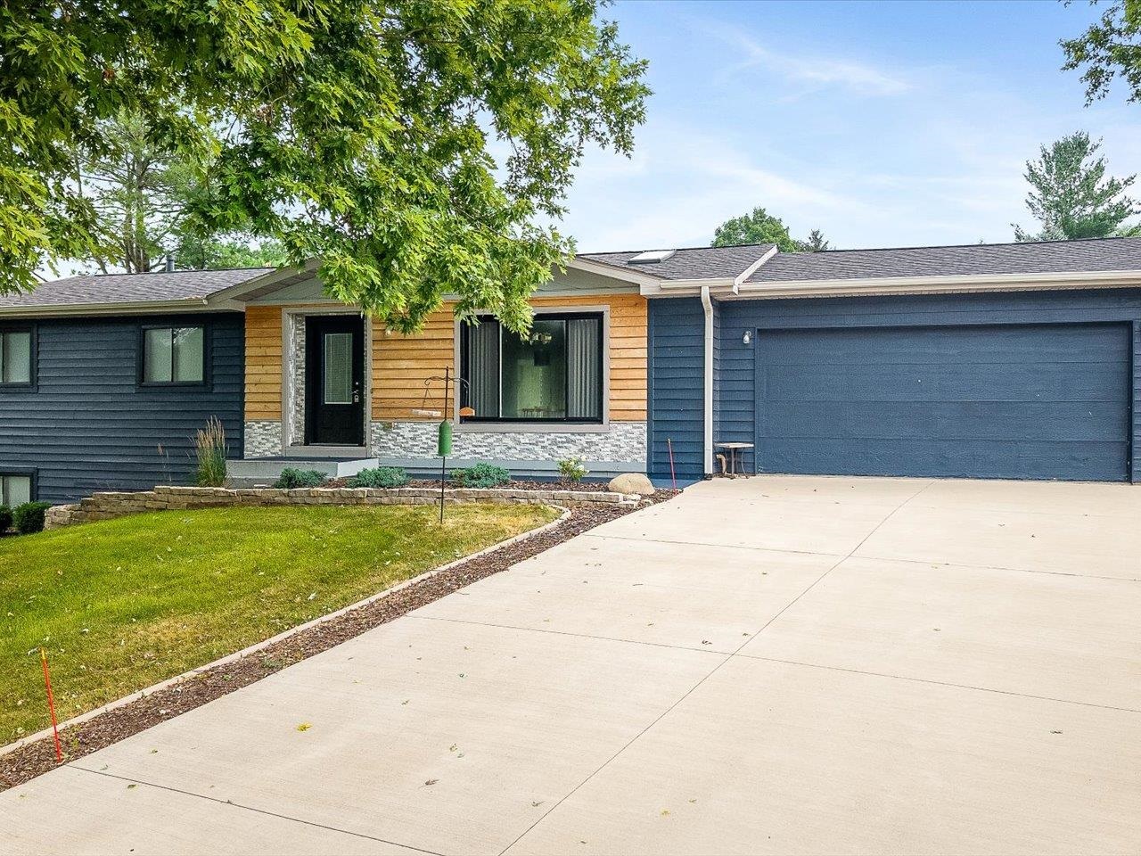 336 Forestcliff Circle Property Photo 1