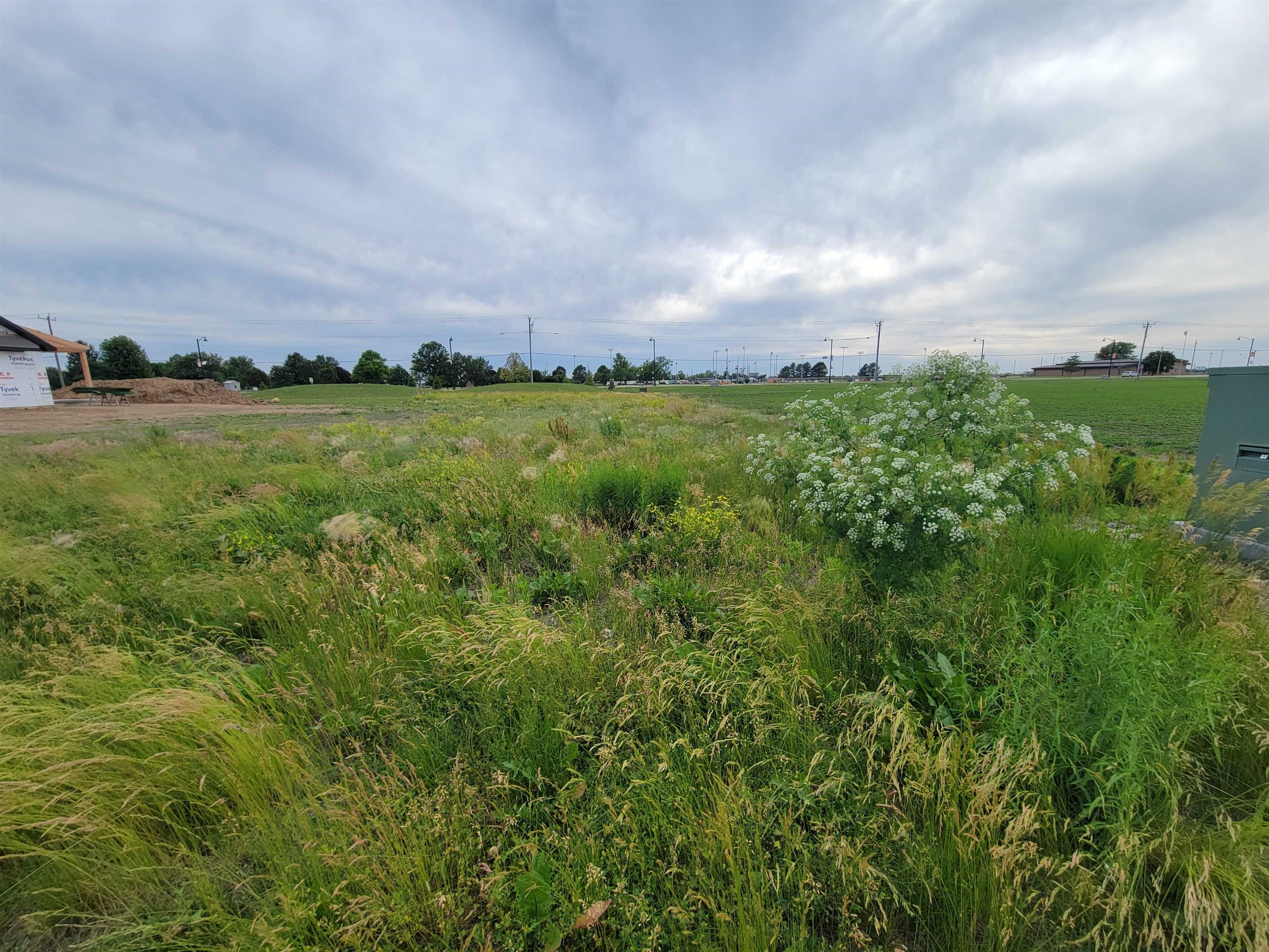 16 Pointe Boulevard Property Photo 1