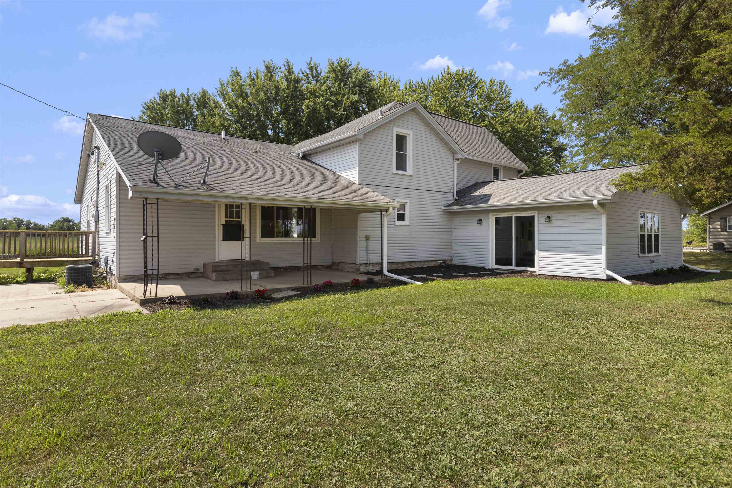 16108 Anderson Road Property Photo 1