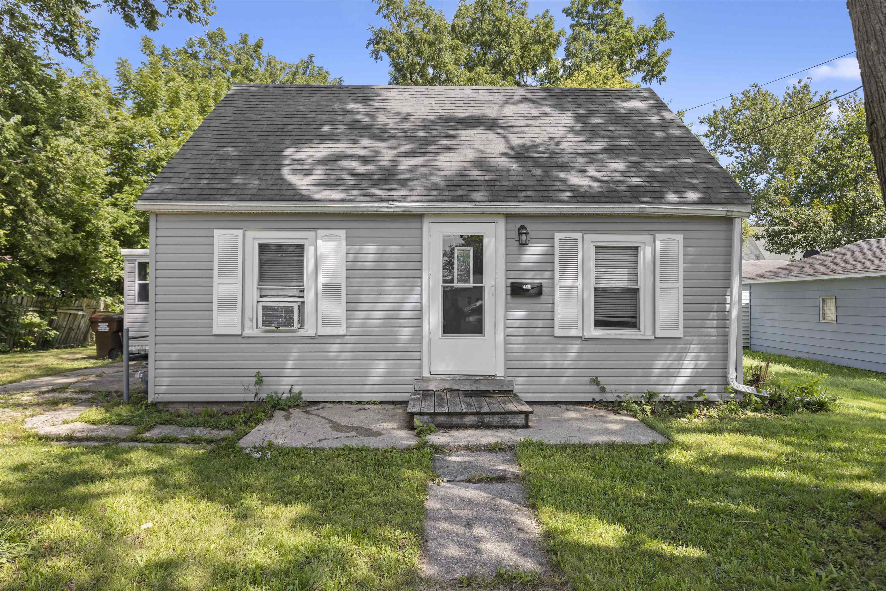 1428 Maple Avenue Property Photo 1