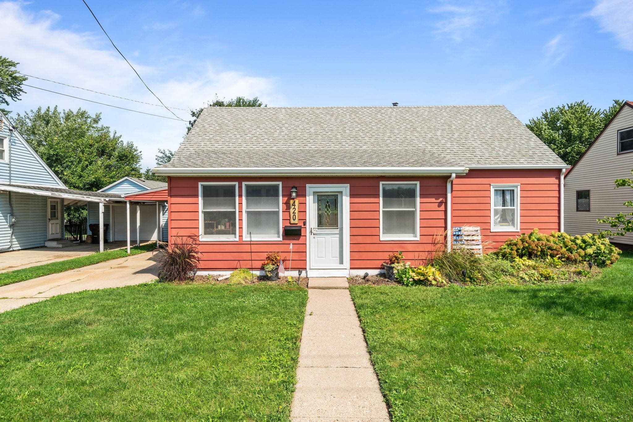 420 E Hitt Street Property Photo 1