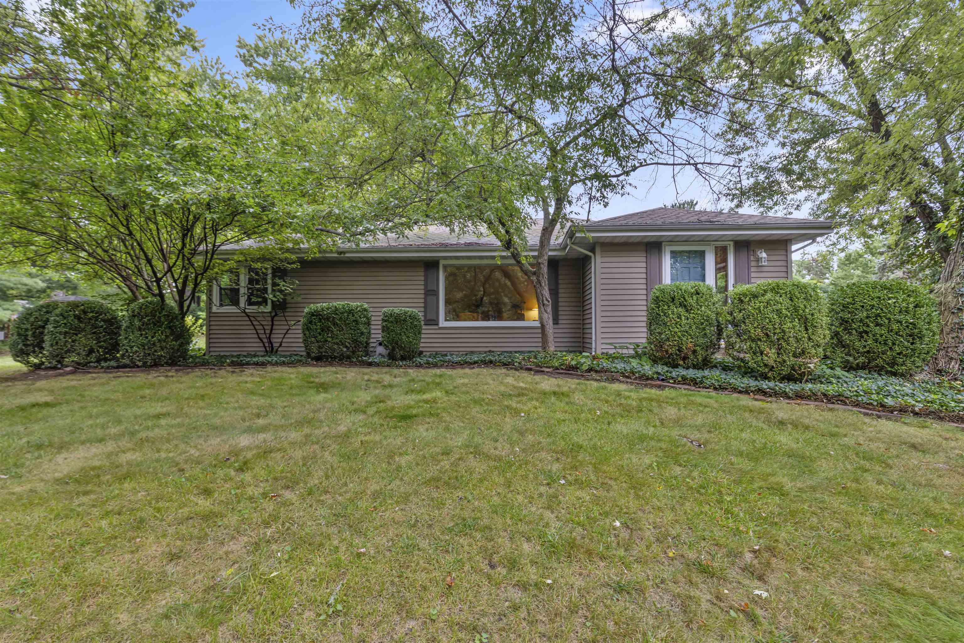 713 Coolidge Place Property Photo 1