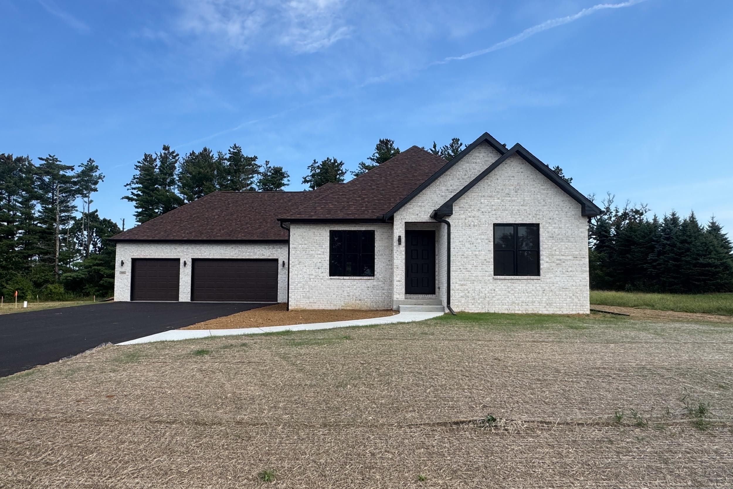 7662 Brookeborough Lane Property Photo 1