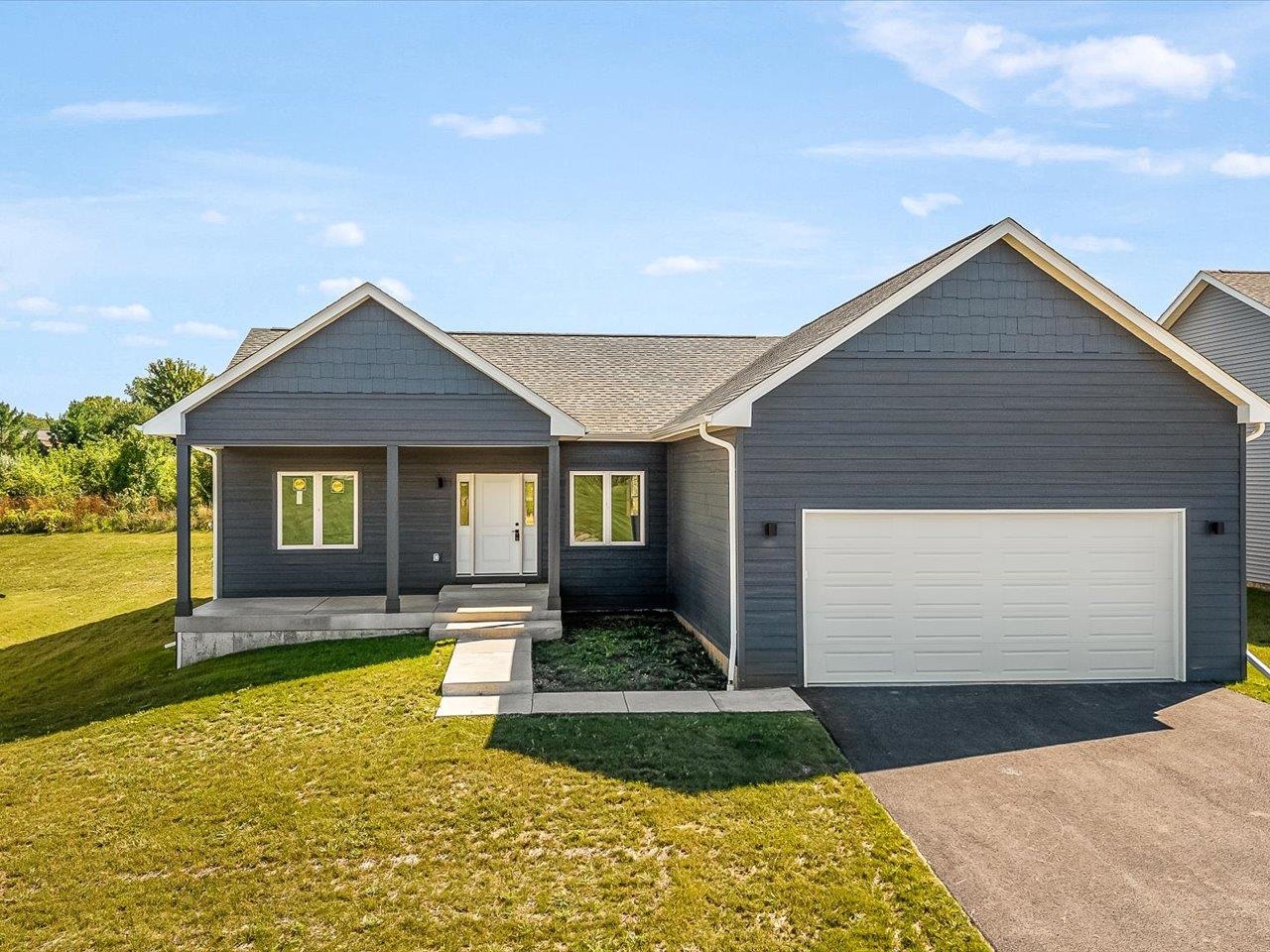 8531 Blue River Road Property Photo 1