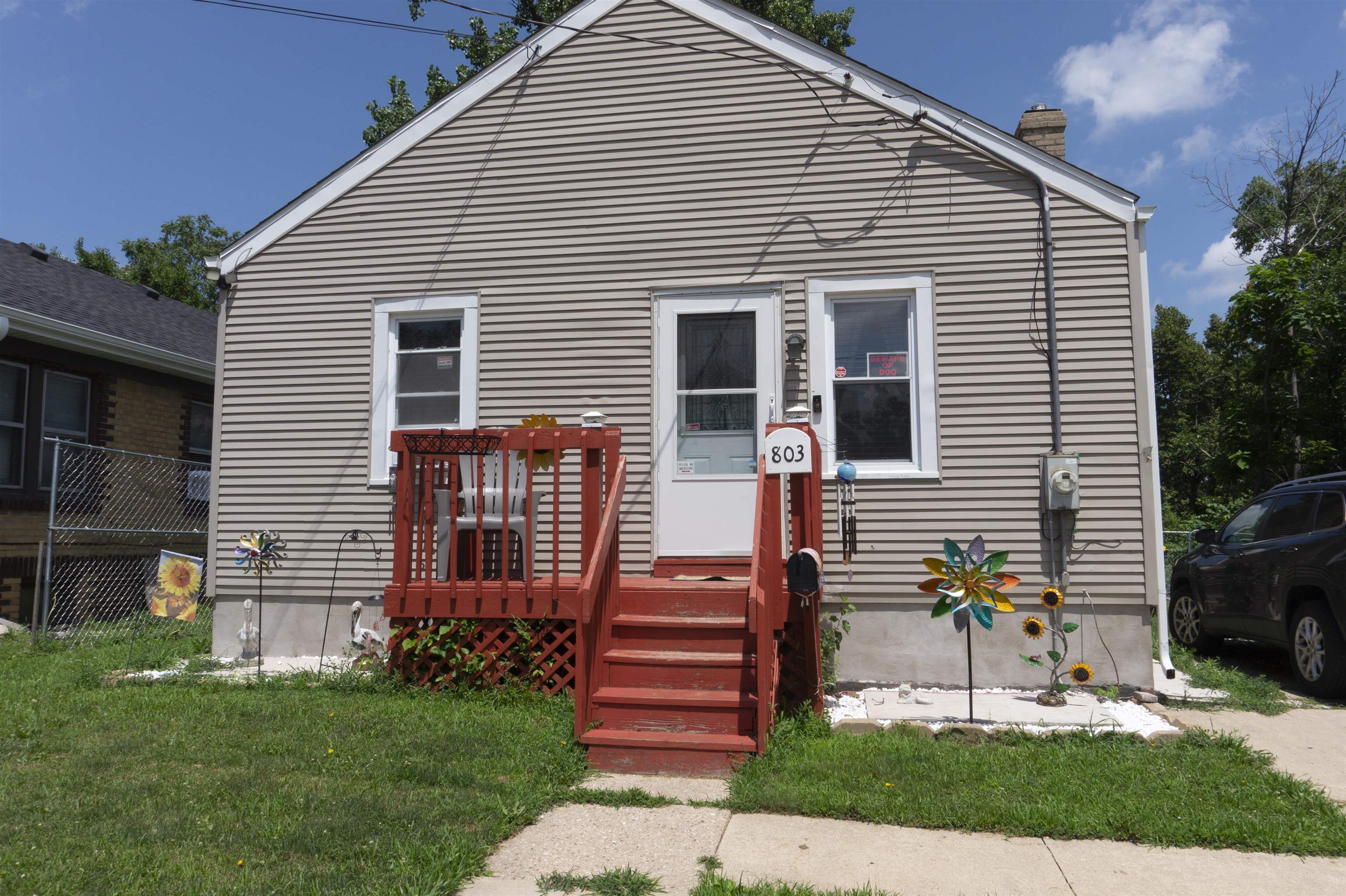 803 Houghton Street Property Photo 1