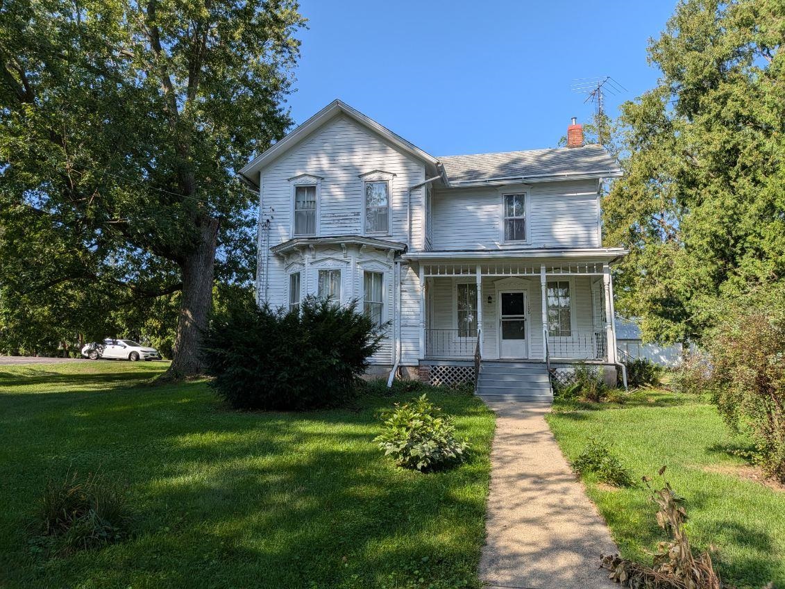 106 N Broadway Street Property Photo 1