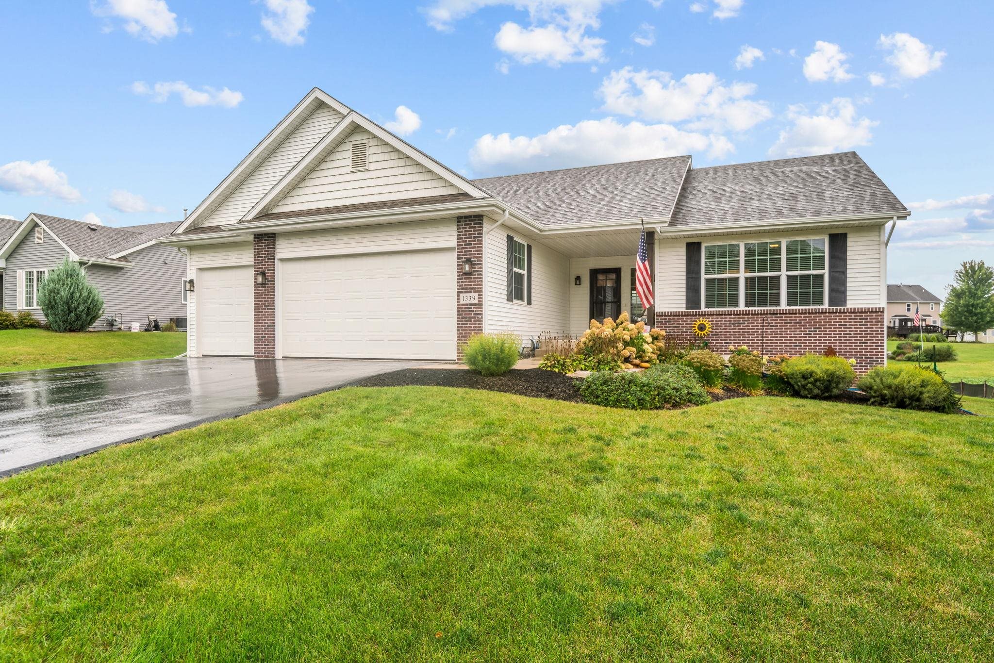 1339 Glacier Drive Property Photo 1