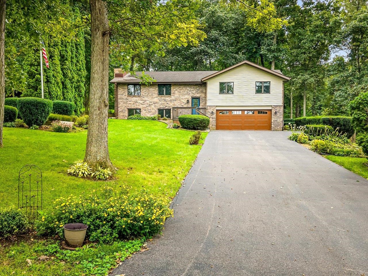 548 Baintree Road Property Photo 1