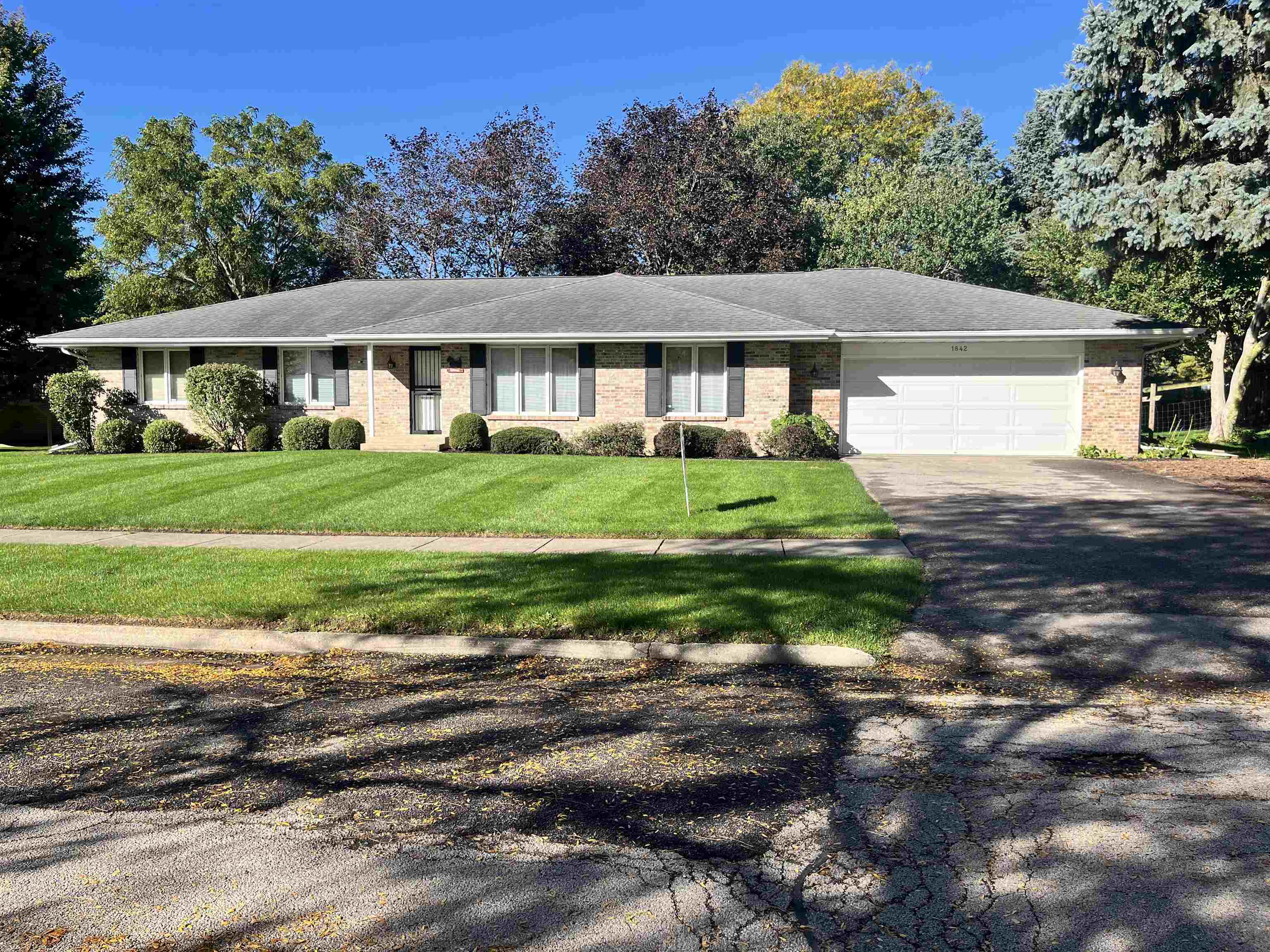 1842 Madron Road Property Photo 1
