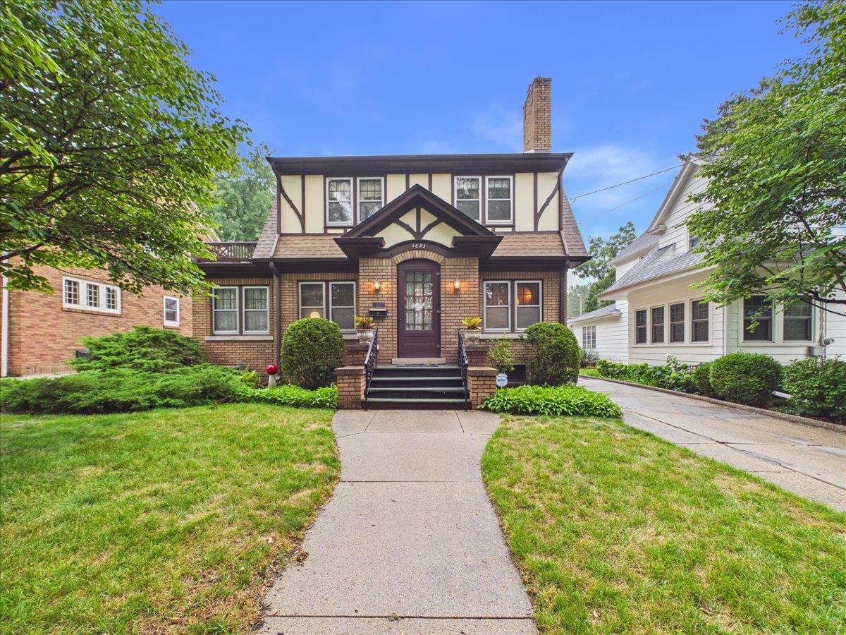 1623 Jackson Street Property Photo 1
