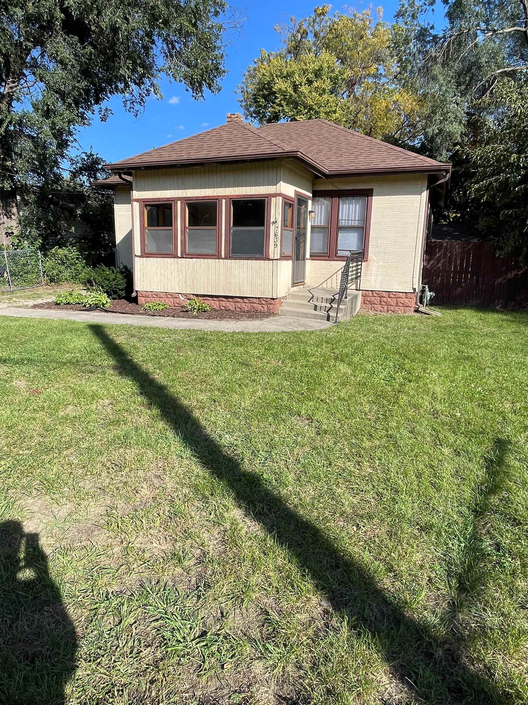 7639 Elm Avenue Property Photo 1