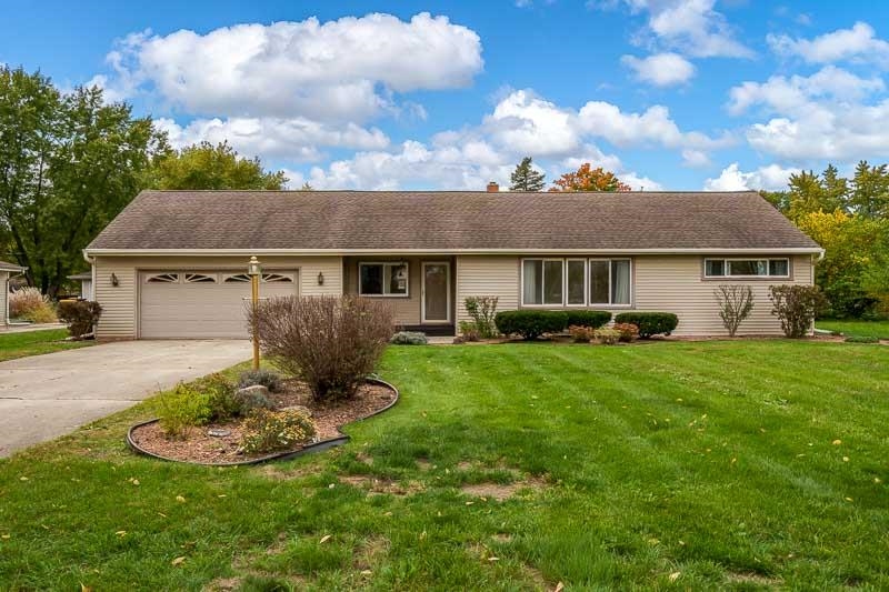 1114 Dorr Road Property Photo 1
