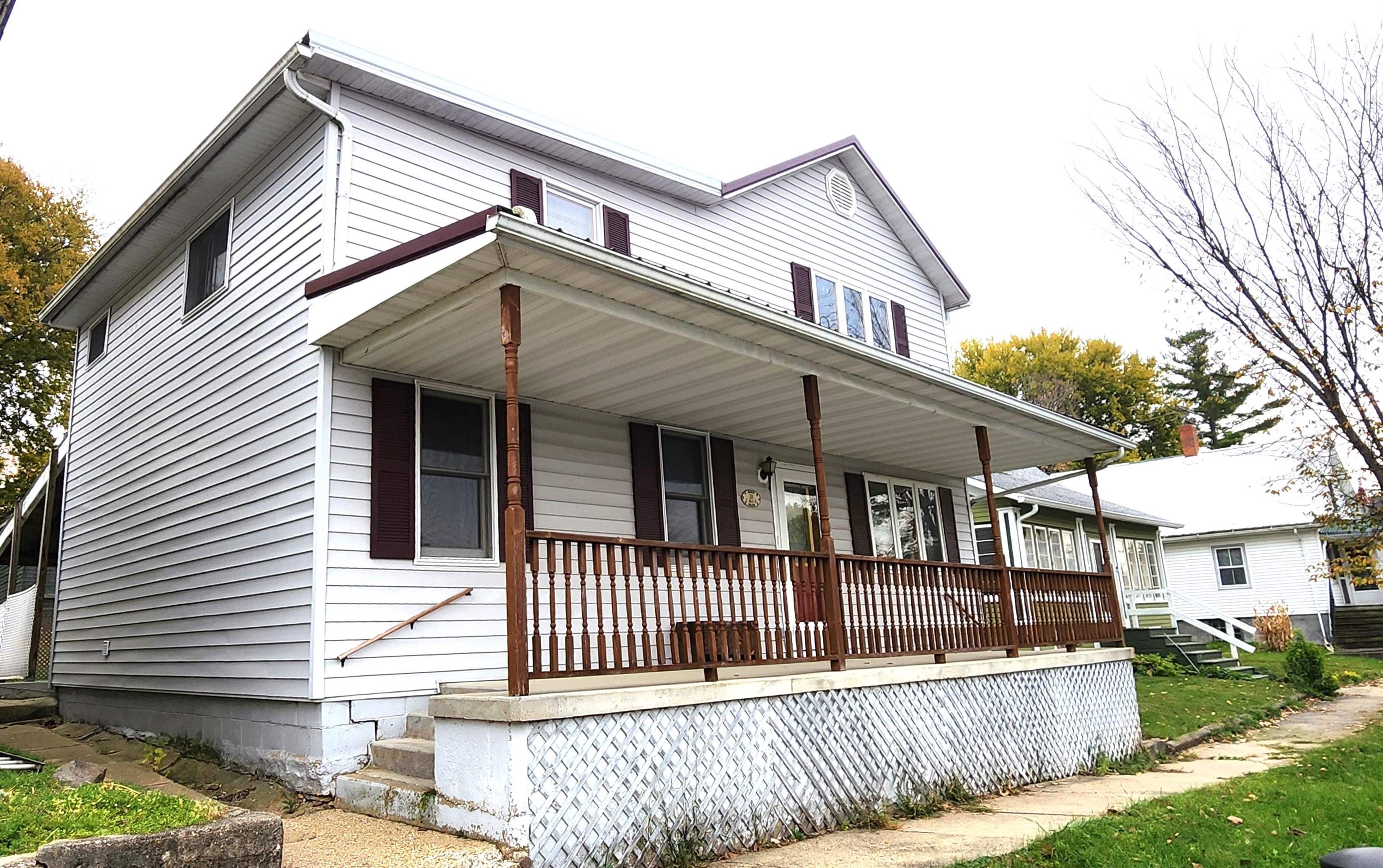 113 S Main Property Photo 1