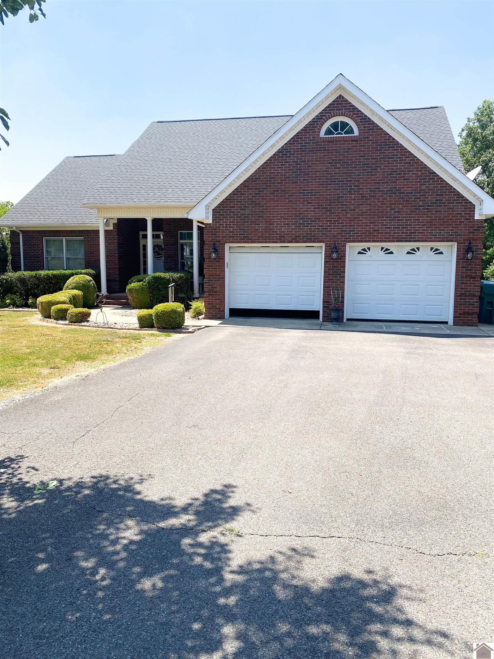 159 Ewing Lane Property Photo 1